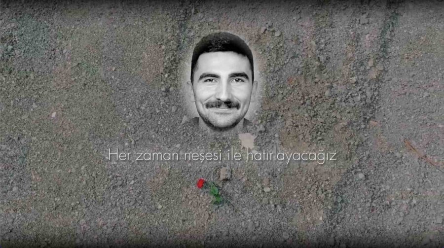 Çü Öğrencilerinden Depremde Hayatını Kaybeden Arkadaşları İçin Anlamlı Belgesel