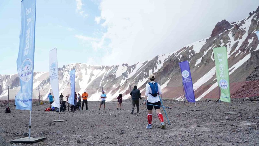 Erciyes Ultra Sky Trail Dağ Maratonu, Vk Etabı İle Başladı
