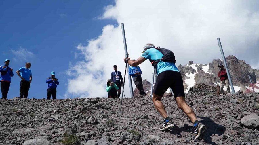 Erciyes Ultra Sky Trail Dağ Maratonu, Vk Etabı İle Başladı