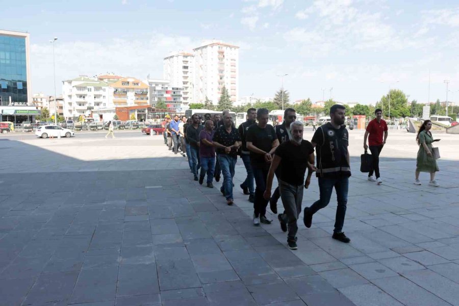 ’siyah İnci’ Operasyonunda 18 Şüpheli Adliyede