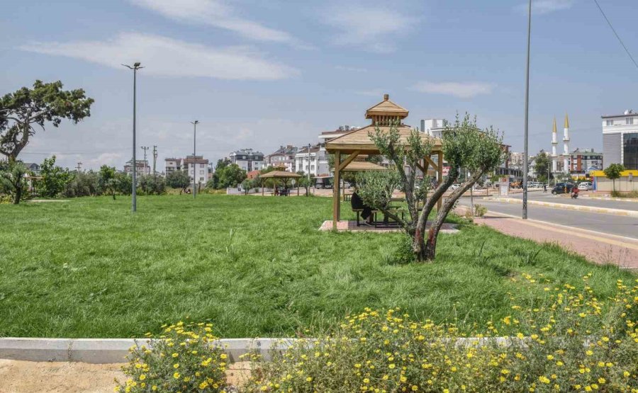 Kepez’den Caddelere Butik Park