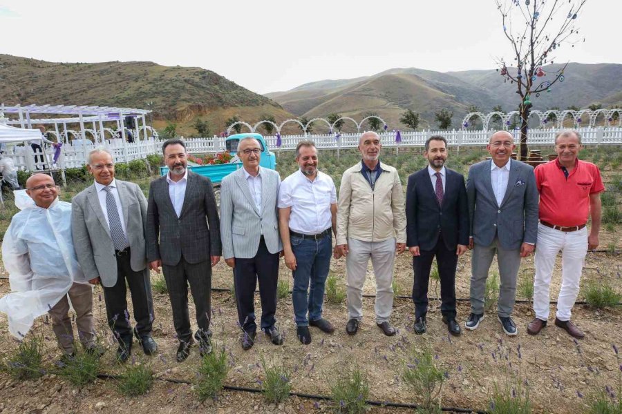 Meram Lavanta Bahçesi Açıldı