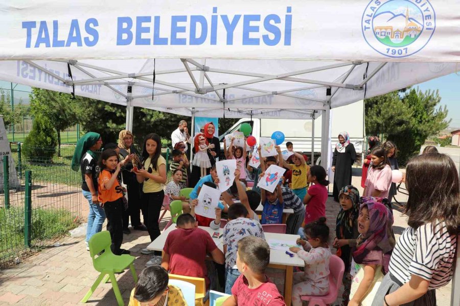 Yaz Geldi, Gezici Kütüphane Talas’ta Yollara Düştü