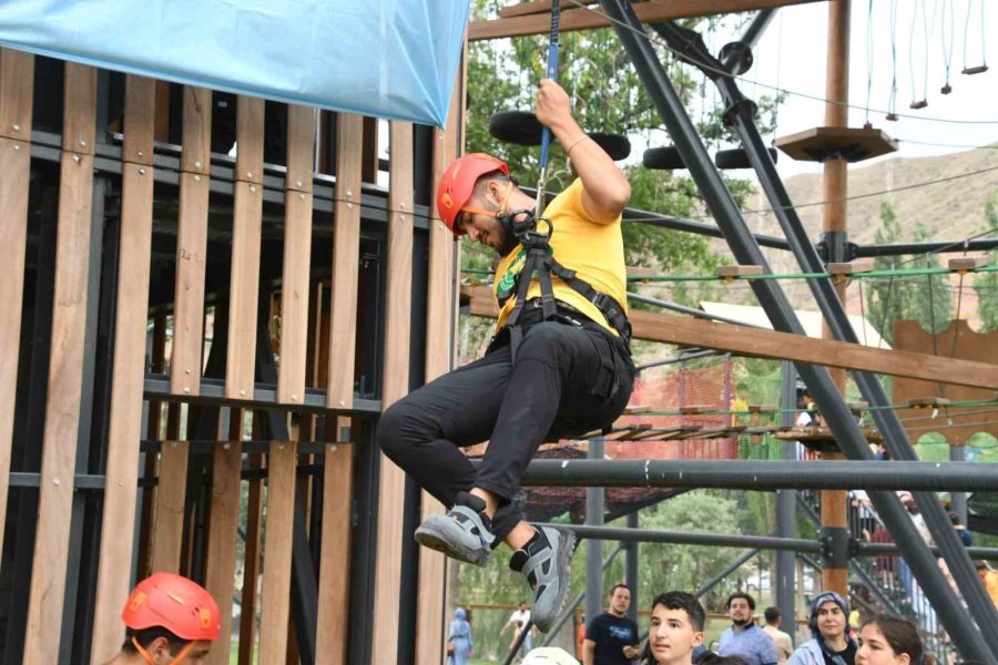 Bu Parka Gelenler Macera Ve Aksiyon Yaşayacak