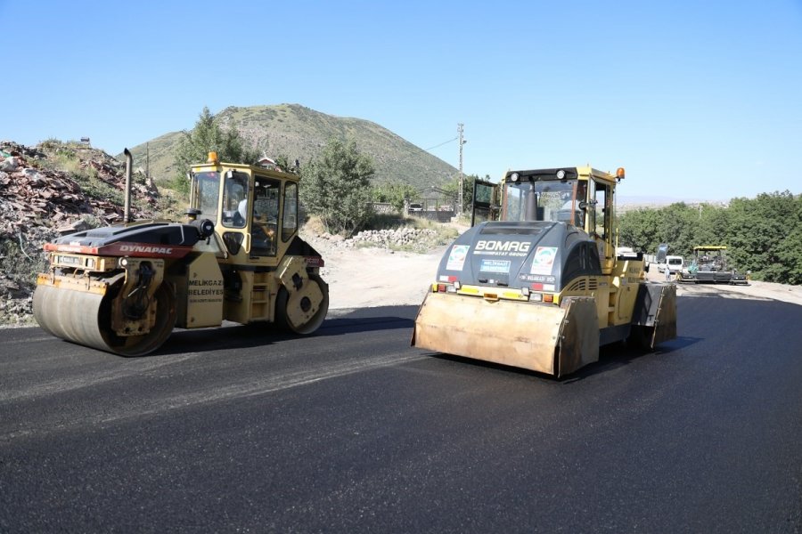 Melikgazi’de Asfalt Çalışmaları Hız Kesmeden Devam Ediyor