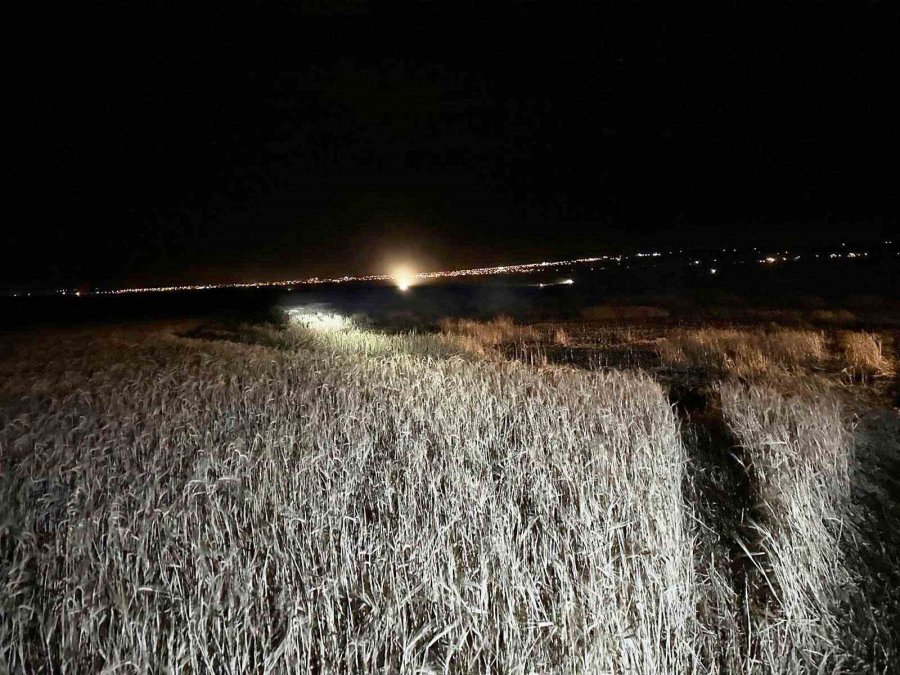 Konya’da Yaklaşık 50 Dekar Arpa Yanarak Kül Oldu