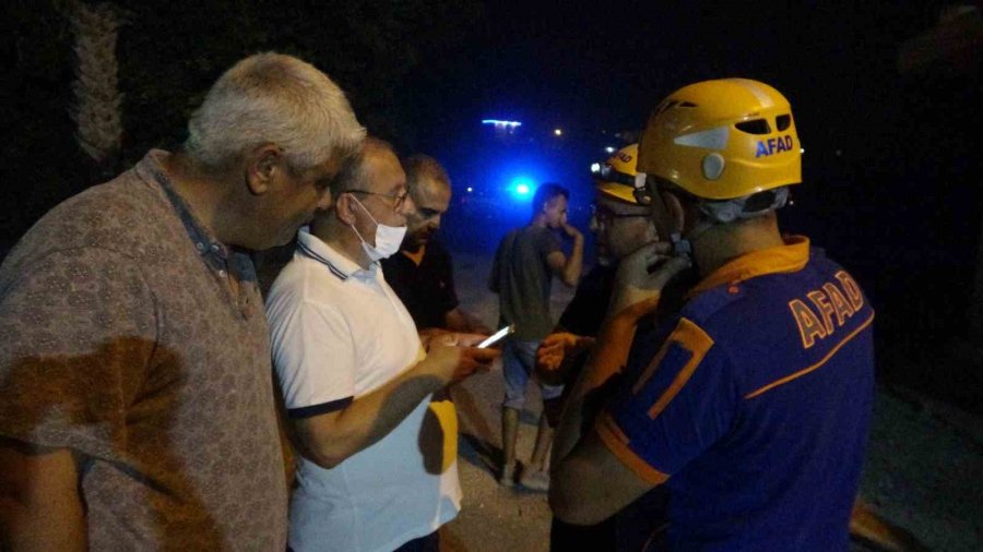 Birini Fırtına Yıktı, Diğeri Kontrollü Yıkıldı