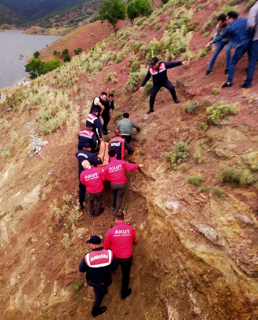 Sulama Göletine Giren 18 Yaşındaki Gencin Cansız Bedenine Ulaşıldı