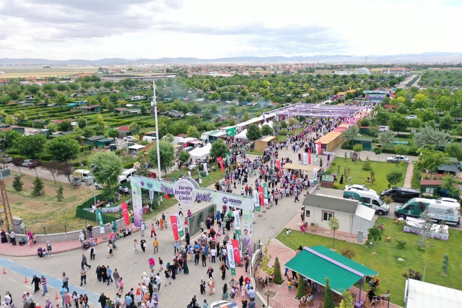 Karatay Lavanta Günleri 2 Günde Yüzbinleri Ağırladı
