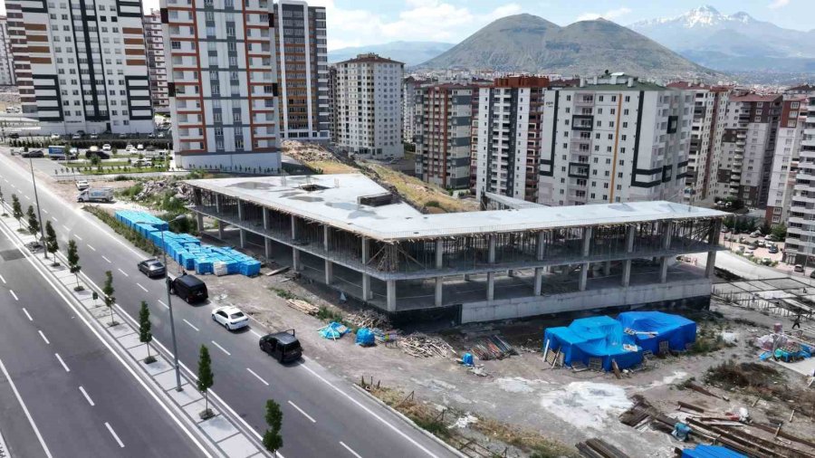 Başkan Büyükkılıç’tan İldem Ve Talas Sosyal Yaşam Merkezi Projelerine İnceleme