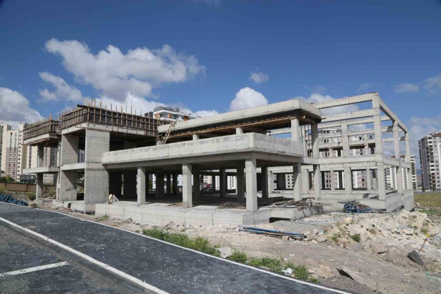 Başkan Büyükkılıç’tan İldem Ve Talas Sosyal Yaşam Merkezi Projelerine İnceleme