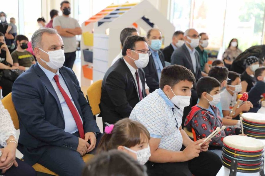 Vali Çiçek’ten Kanka’ya Ziyaret