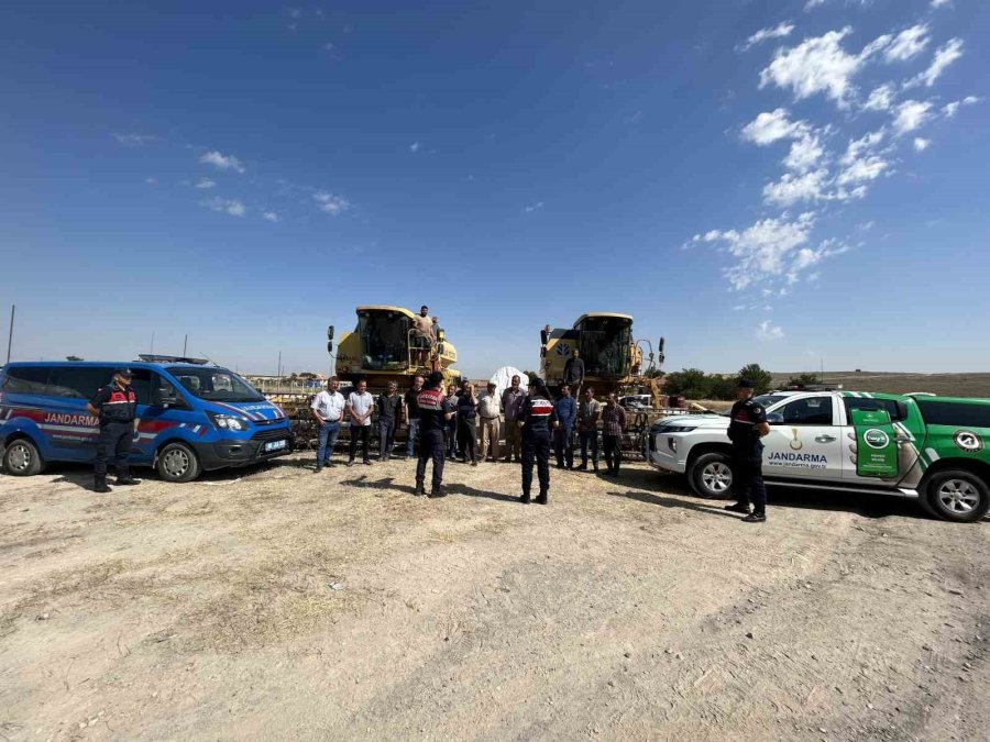 Jandarma Tarım Arazilerinde Anız Yangını Eğitiminde