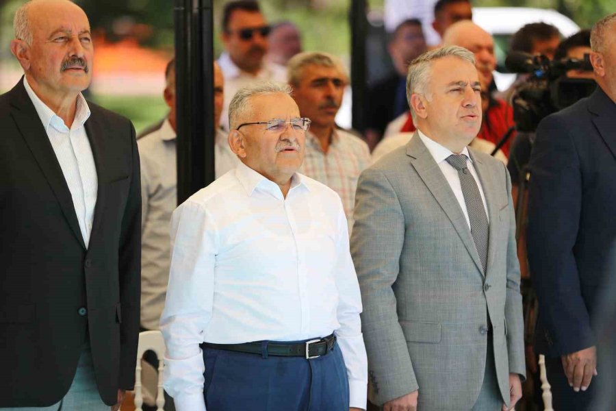 Başkan Büyükkılıç’tan 35’i Kadın 80 Üreticiye 2 Milyon 260 Bin Tl’lik Arılı Kovan Desteği