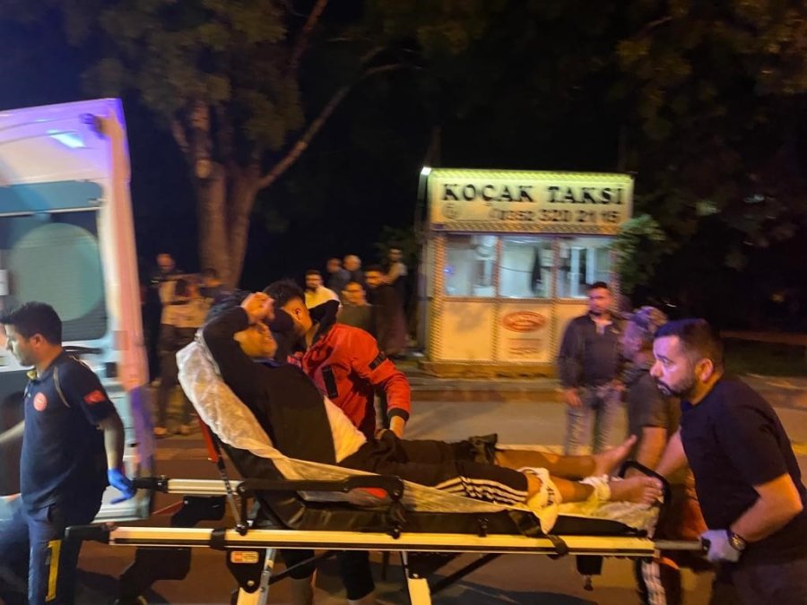 Kayseri’de Araçtan Tüfekle Ateş Açtılar: 3 Yaralı