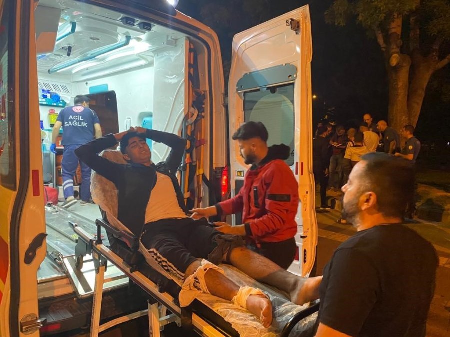 Kayseri’de Araçtan Tüfekle Ateş Açtılar: 3 Yaralı