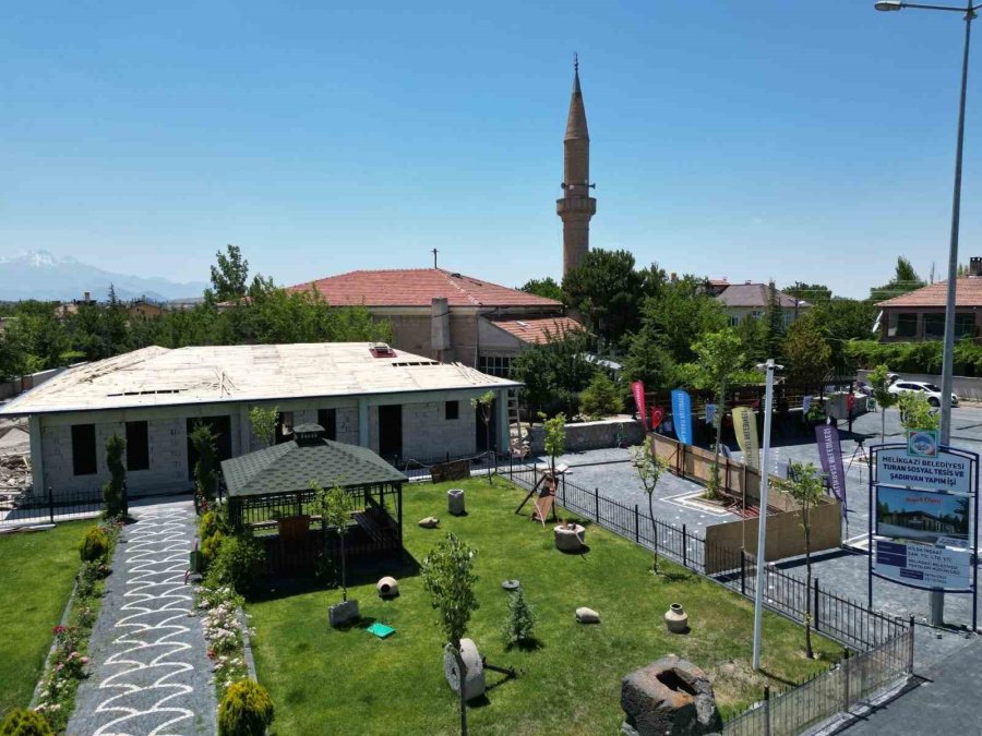 Melikgazi Tüm Mahallelere Hizmet Götürmeye Devam Ediyor