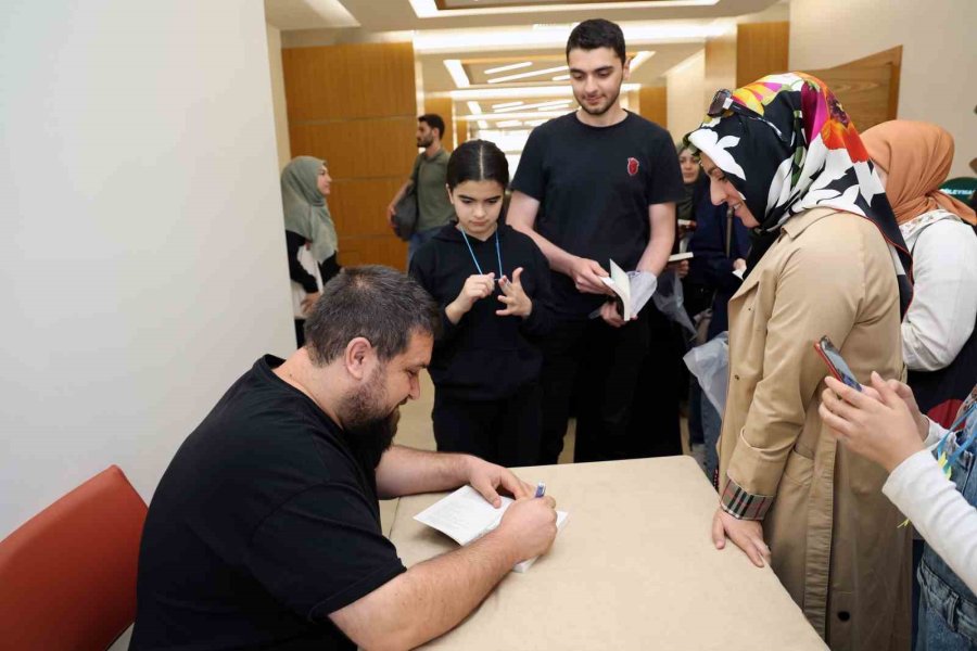 ‘gençliğin Aklına Takılanlar’ı Bu Kez Sedat Anar Cevapladı