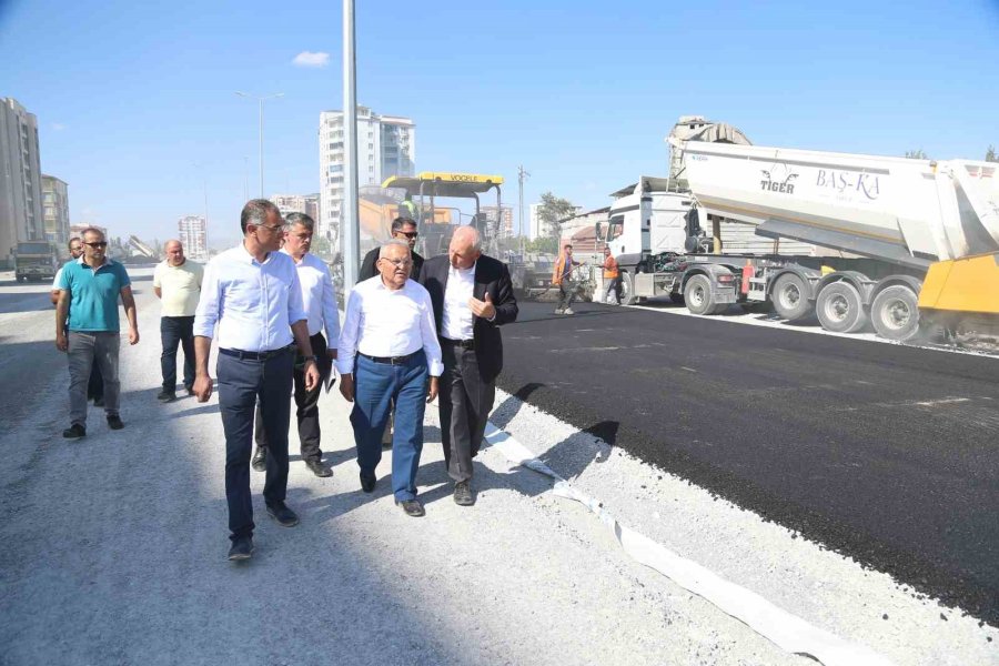 Başkan Büyükkılıç, Asfalt Yapımına Başlanan 60 Milyon Tl’lik Yolda İncelemelerde Bulundu