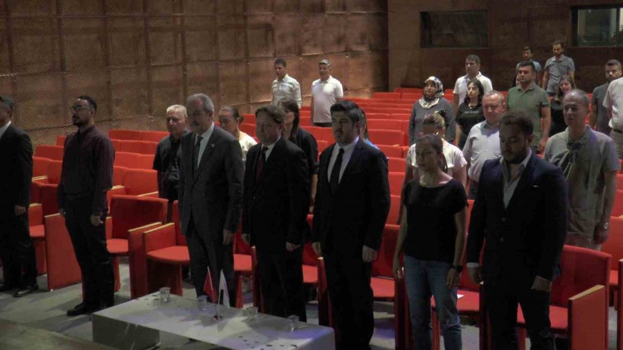 Rektör Yılmaz: “15 Temmuz Artık Milli Birliğimizin Ve Demokrasimizin Temel Bir Sembolü”