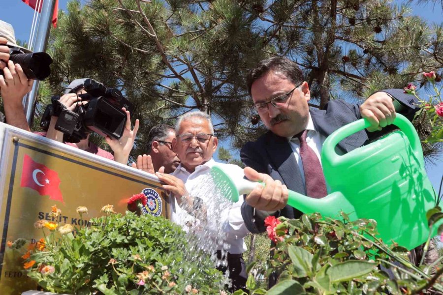 15 Temmuz Şehidi Mezarı Başına Anıldı