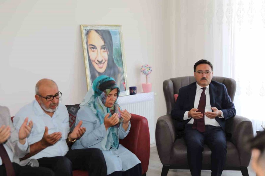 15 Temmuz Şehidi Mezarı Başına Anıldı