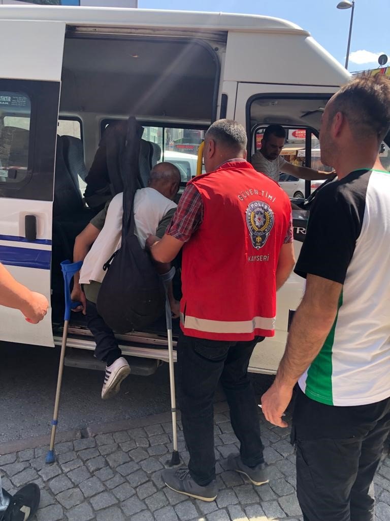 Büyükşehir Zabıtası İle Güven Timleri Dilencilere Göz Açtırmıyor