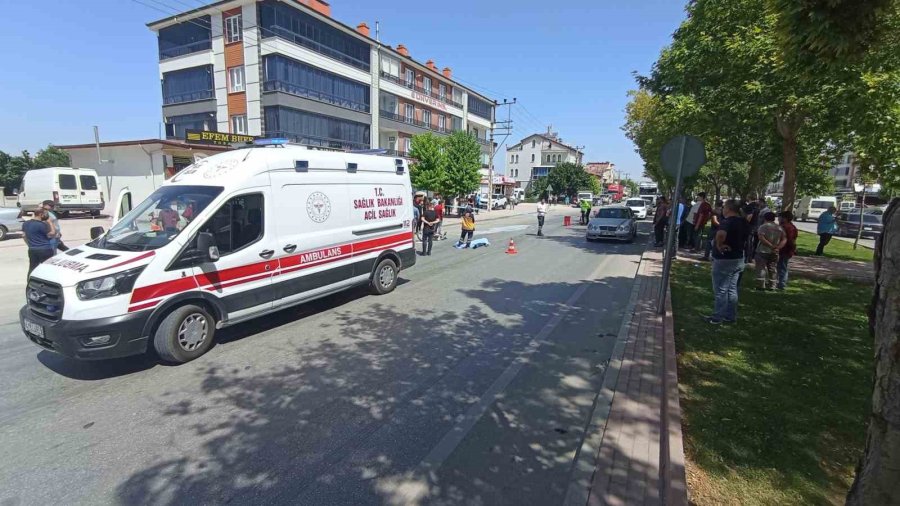 Kamyonun Çarptığı Motosiklet Sürücüsü Genç Hayatını Kaybetti