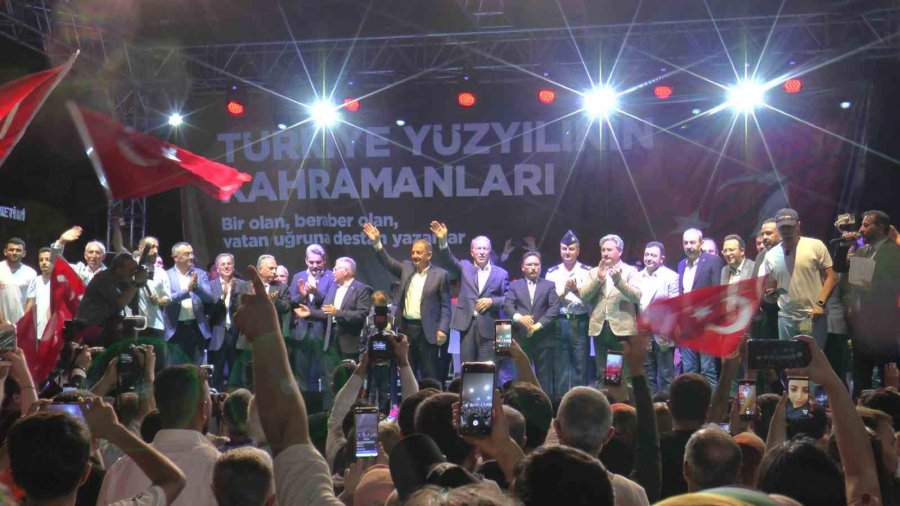 Bakan Özhaseki: "darbe Girişimine Kalkanlar O Ağlayan Adamın Güya Rüyada Gördüğü Sapkınlıklara Peşkeş Çekerek Kendilerinden Geçtiler”