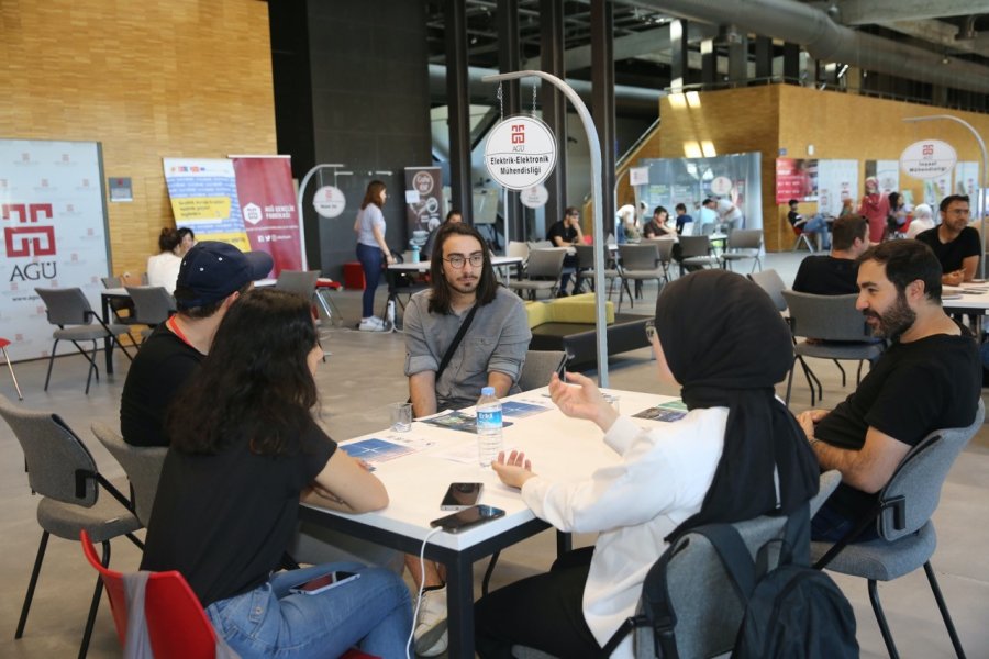 Abdullah Gül Üniversitesi’nden Tercih Ve Tanıtım Günleri