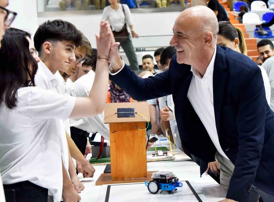 Kayıt Olabilmek İçin Alet Kullanıp Hayallerini Anlattılar