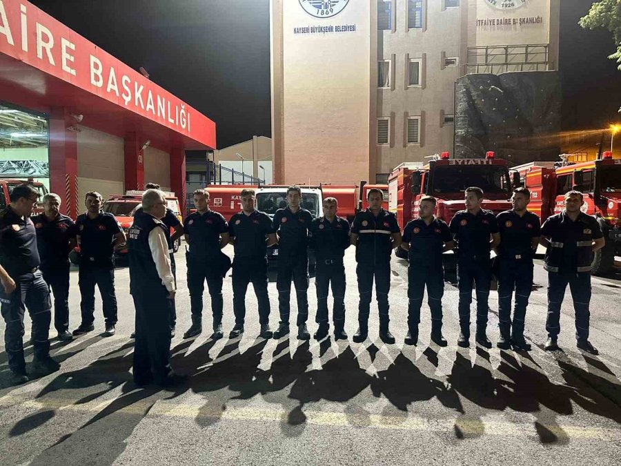 Kayseri İtfaiyesi’nden Mersin’e 4 Araç, 13 Personel İle Destek