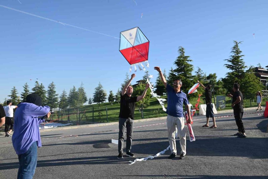 Sille Seyir Tepesi’nde Uçurtma Şenliği
