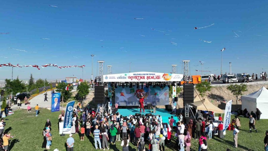 Sille Seyir Tepesi’nde Uçurtma Şenliği