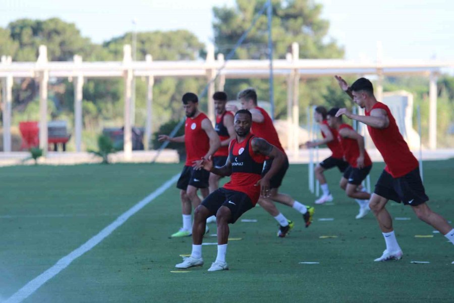 Fta Antalyaspor, Yeni Sezon Hazırlıklarını Sürdürdü
