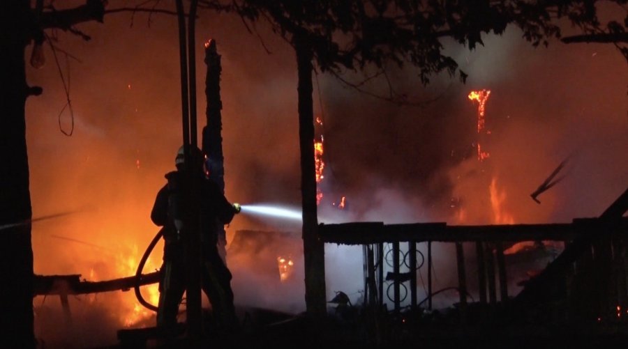 Antalya’da Korkutan Kafe Yangını