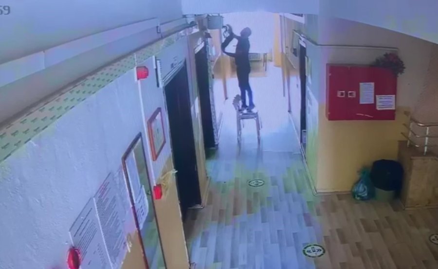 Güvenlik Kamerasına Yakalanan Hırsızlık Şüphelisi Tutuklandı