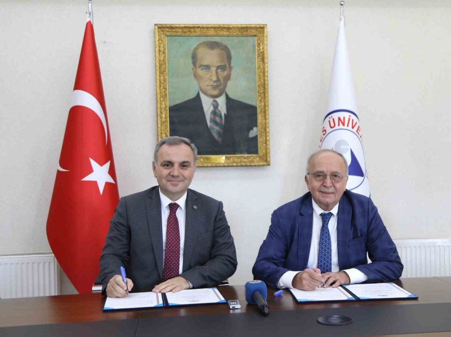 Erü’ye Hayırsever Desteği