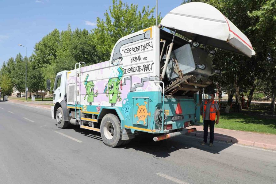 Kayseri’nin İlki Talas’ın Rutini: Konteyner Yıkama