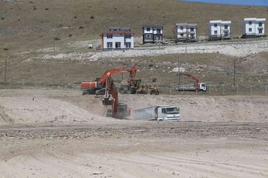 Büyükkılıç’tan Türkiye’nin En Büyük Rehabilitasyon Merkezi Projesine Yakın Takip