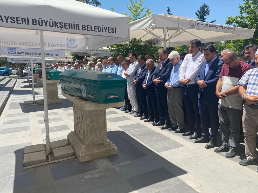 Duran Soyuğur Son Yolculuğuna Uğurlandı