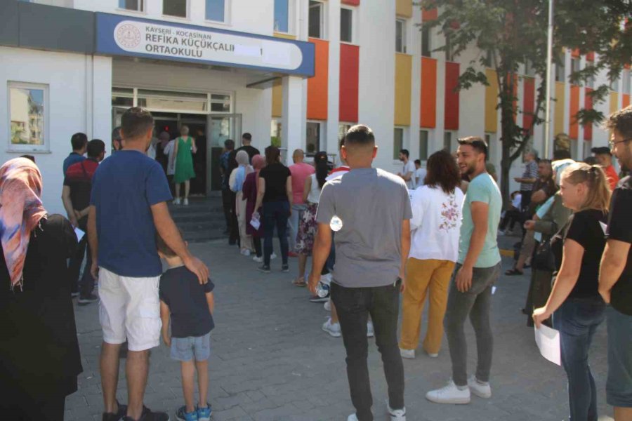 1 Dakika İle Sınavı Kaçırdı