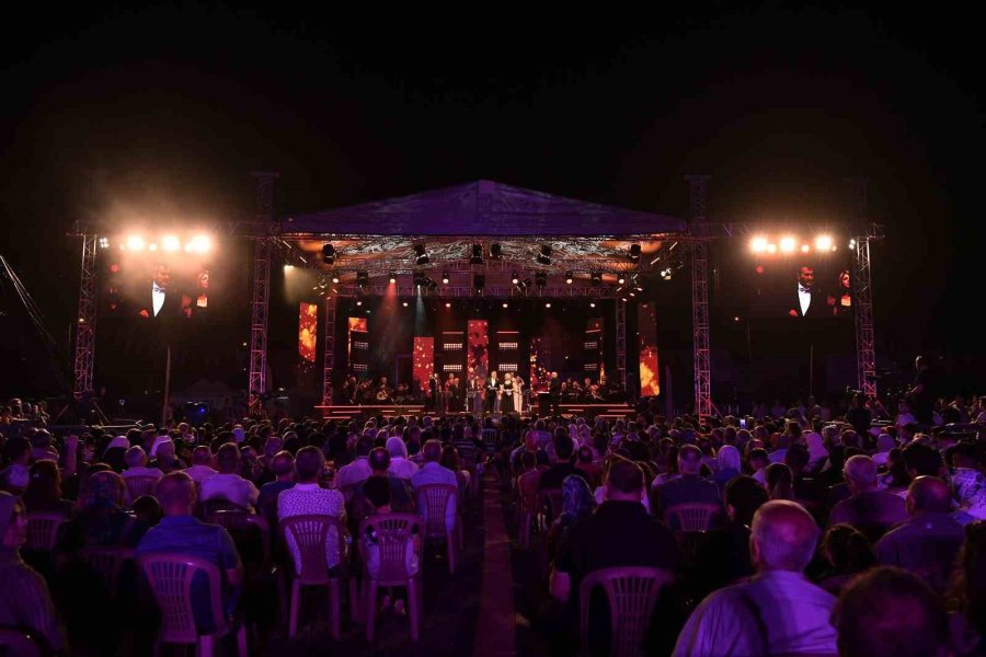 Trt Sanatçıları Şehir Konserleri Kayseri’de Yapıldı