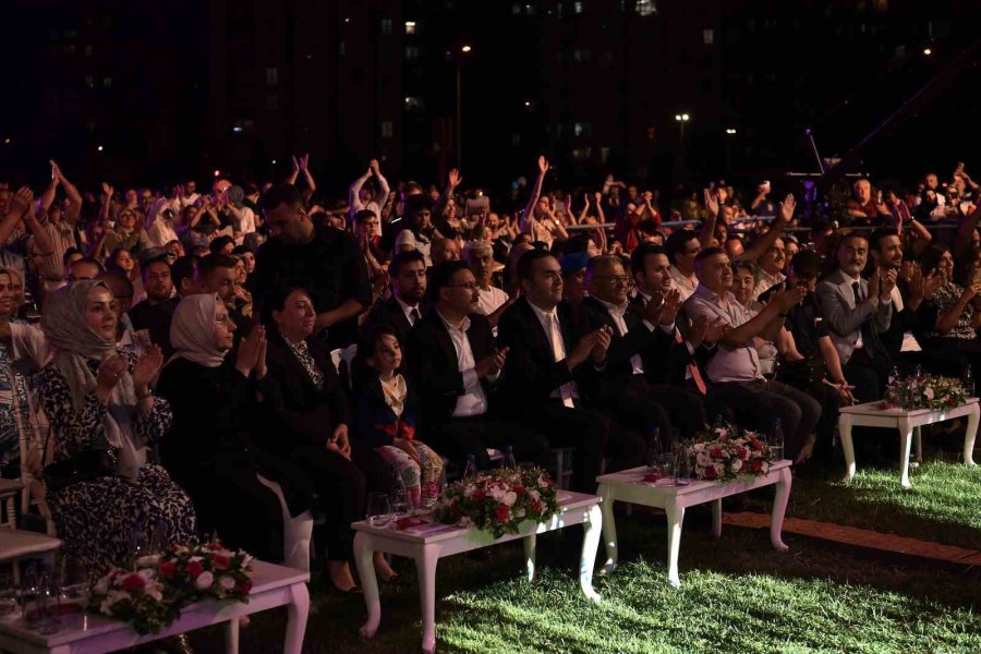 Trt Sanatçıları Şehir Konserleri Kayseri’de Yapıldı