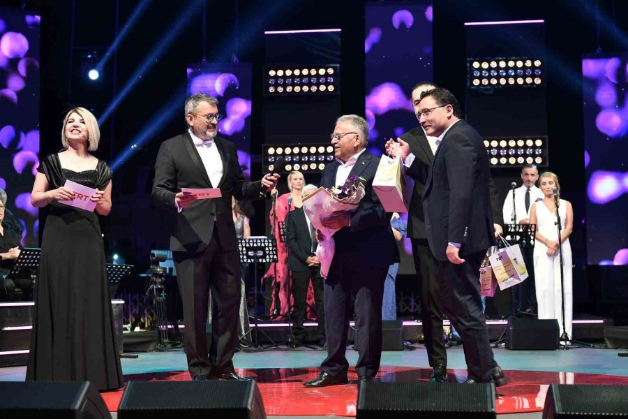 Trt Sanatçıları Şehir Konserleri Kayseri’de Yapıldı