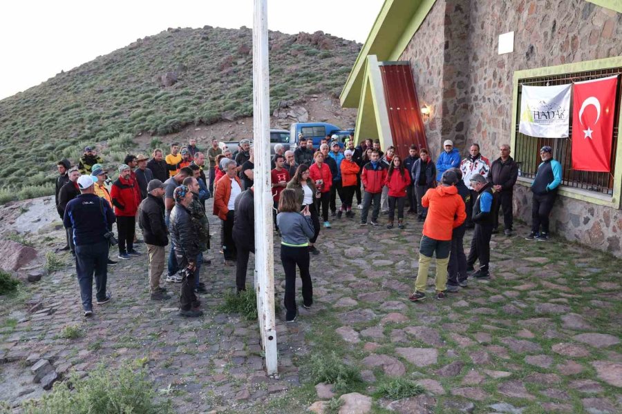 29’uncu Sütdonduran Kampı Ve Erciyes Zirve Tırmanışı Tamamlandı