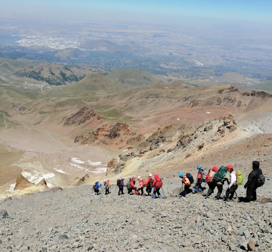 29’uncu Sütdonduran Kampı Ve Erciyes Zirve Tırmanışı Tamamlandı