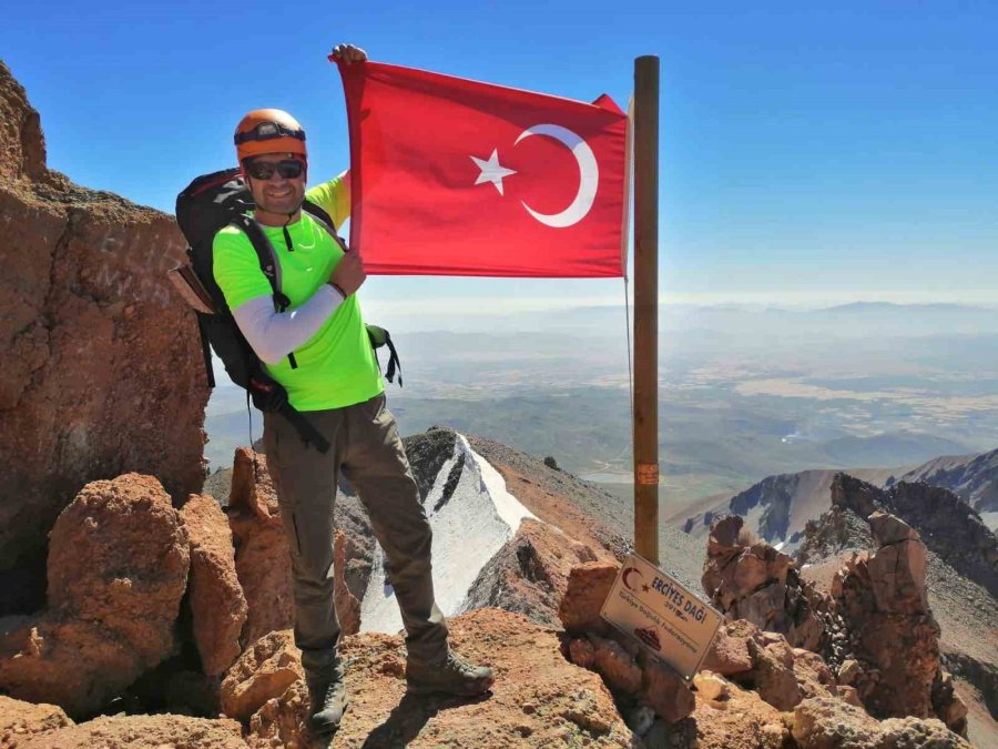 29’uncu Sütdonduran Kampı Ve Erciyes Zirve Tırmanışı Tamamlandı