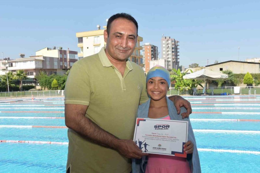 Toroslar Belediyesi Yaz Spor Okulları İlk Mezunlarını Verdi