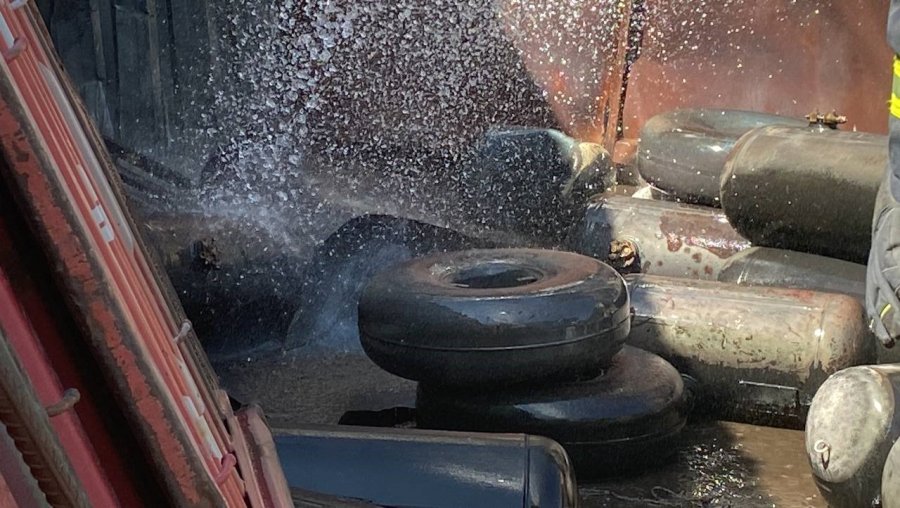 Önce Alev Alev Yandı, Sonra Bomba Gibi Patladı